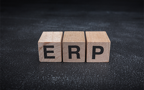 价格优惠特别大的ERP软件适合买吗？